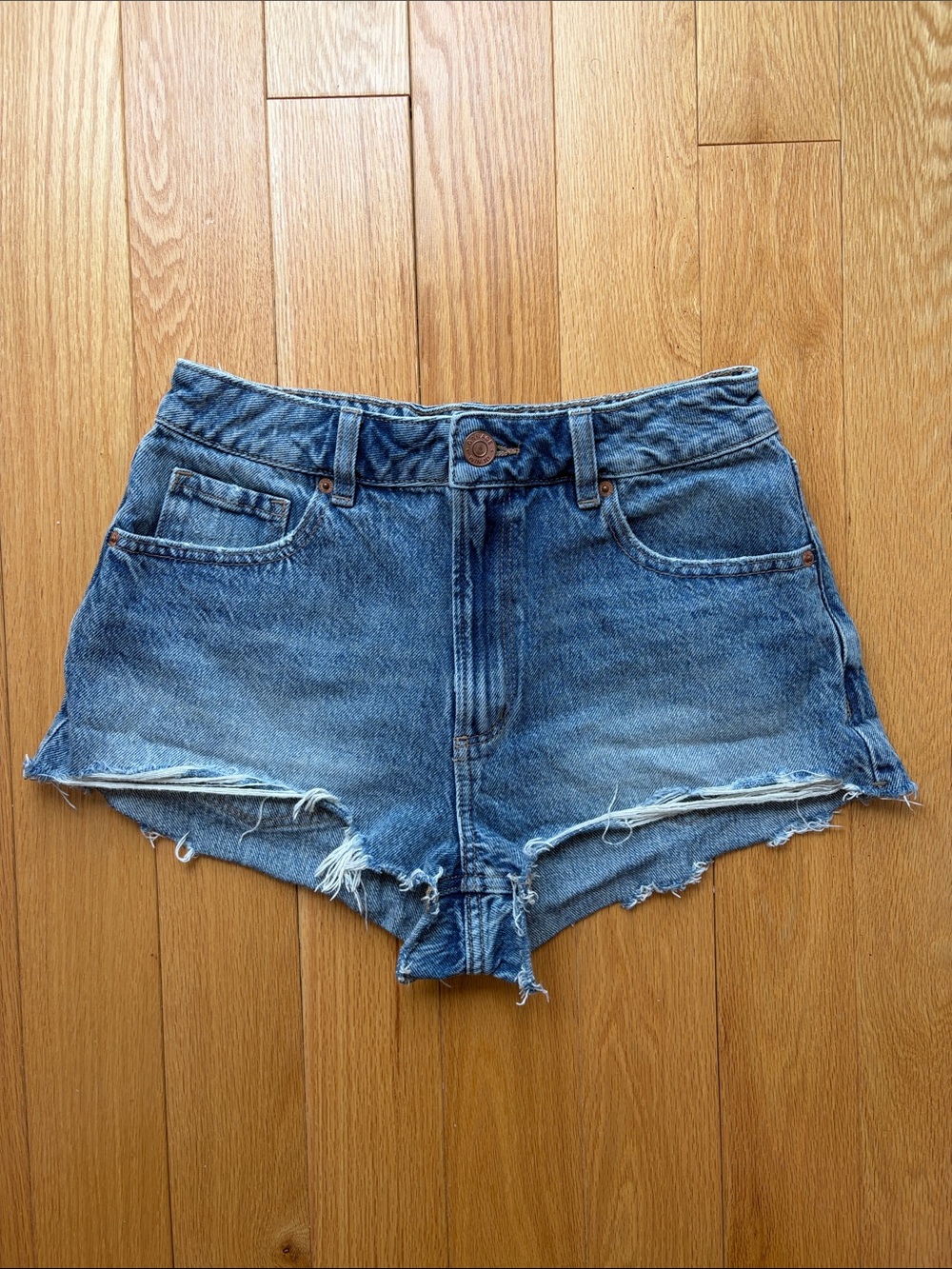 Garage Denim Festival Cheeky High Rise Distressed Shorts Size 26